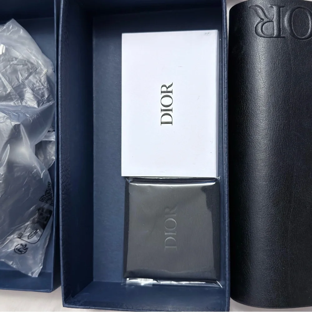 Dior Blacksuit RI Men’s Sunglasses - Tortoise Brown with Blue lenses - Picture 4 of 7